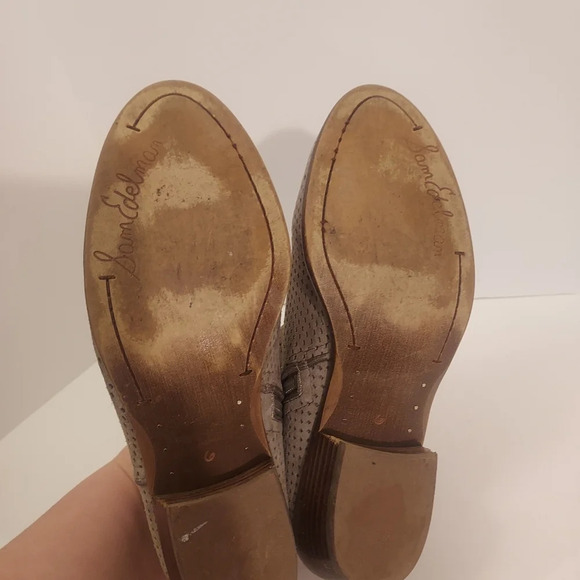 Sam Edelman Taupe Pipp Suede Perforated Chunky Heel Ankle Booties in Size 6 - Picture 13 of 13